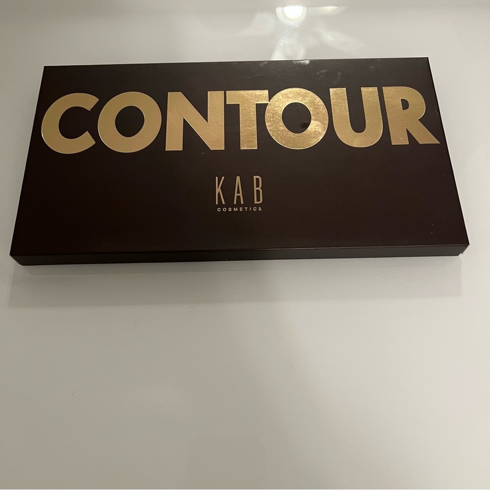 KAB Cosmetics Contour Volume 1 Palette
